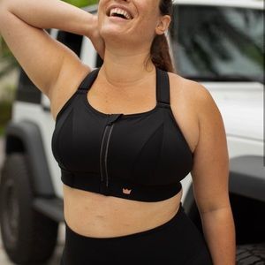SHEFIT adjustable sports bra